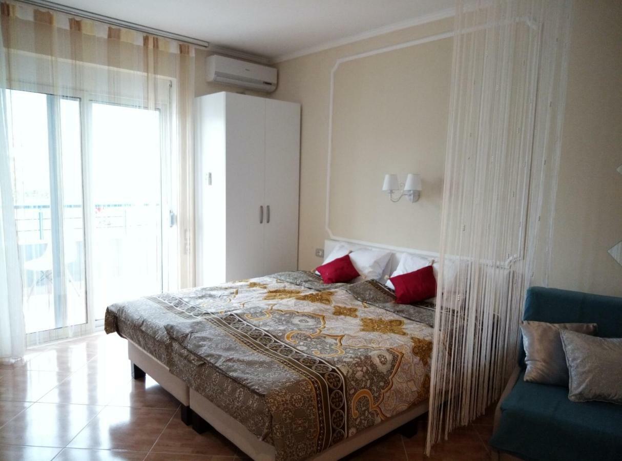 Elen Apartment - Adults Only Orikum Luaran gambar